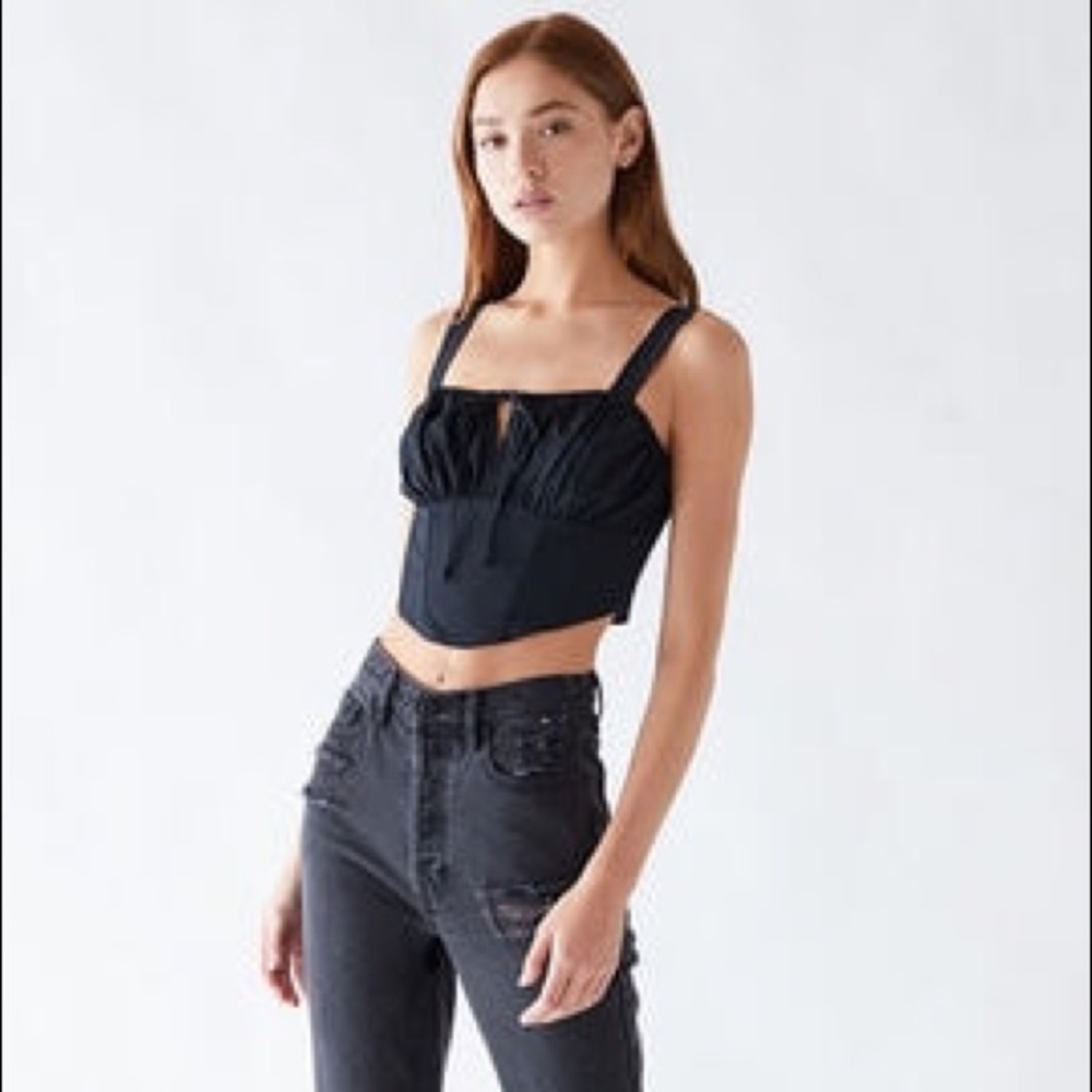 Kendall and Kylie black top from pacsun - Picture 2 of 6